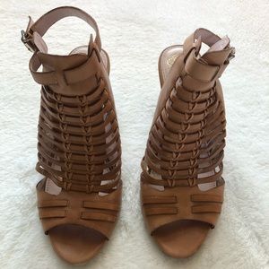 Tan Vince Camuto Leather Heels